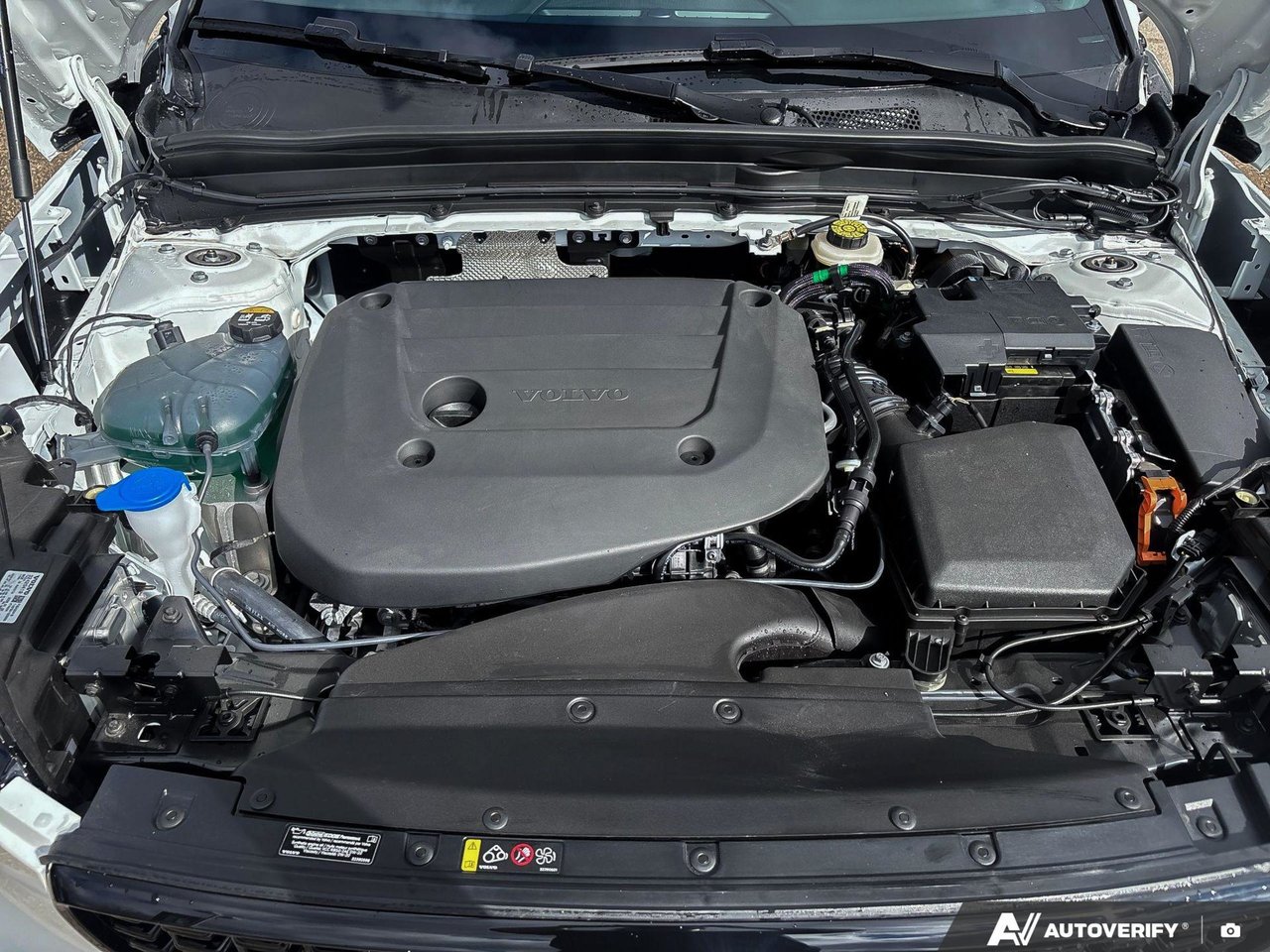 2026 Volvo XC40 Core Dark Theme-6