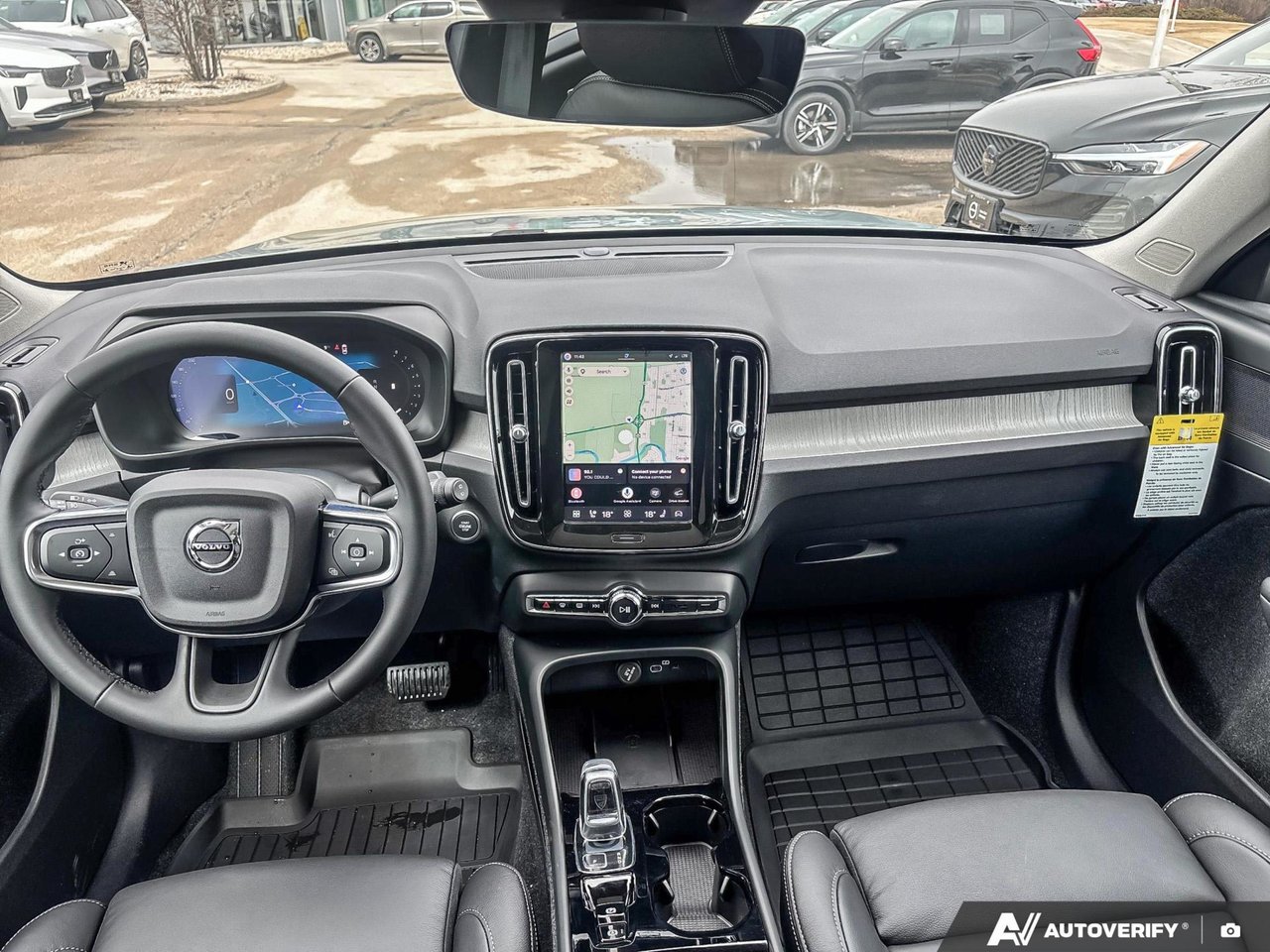 2026 Volvo XC40 Plus Dark Theme-23