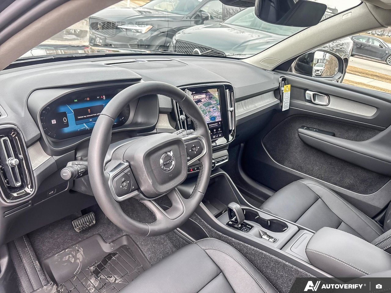 2026 Volvo XC40 Core Dark Theme-13