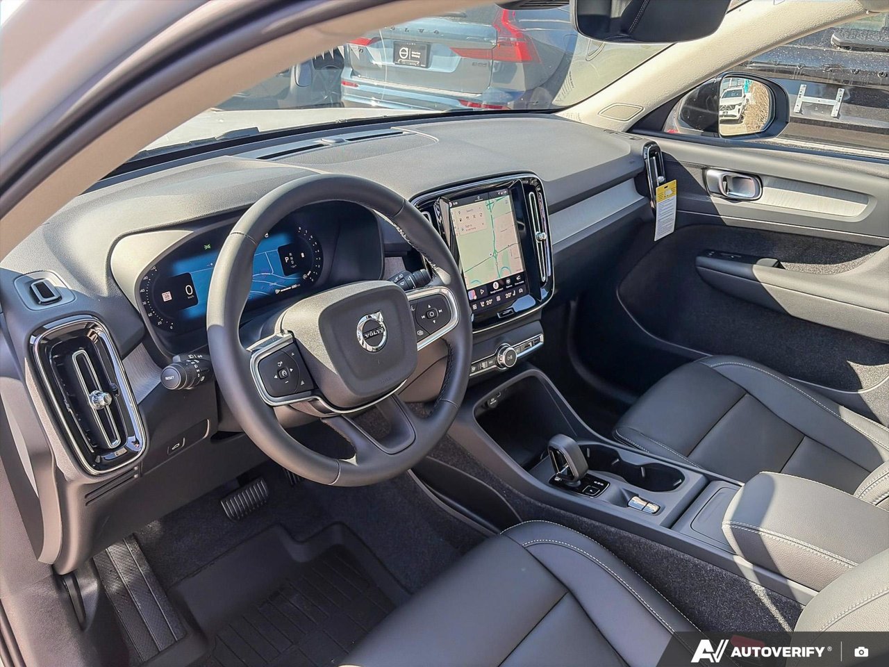 2026 Volvo XC40 Core Dark Theme-13