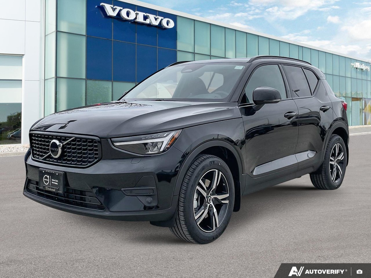 2026 Volvo XC40 Core Dark Theme-0