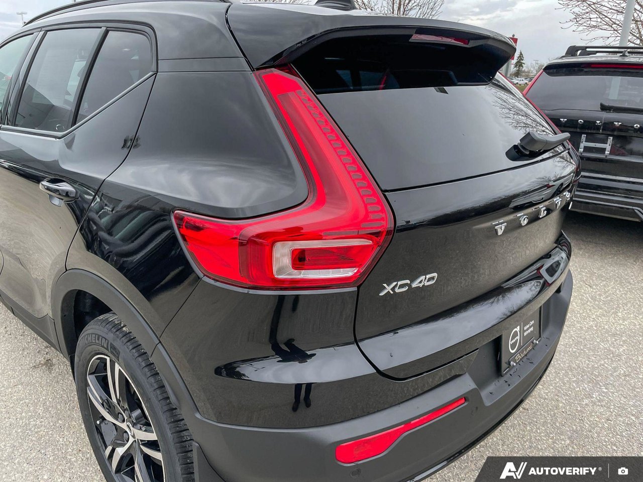 2026 Volvo XC40 Core Dark Theme-12