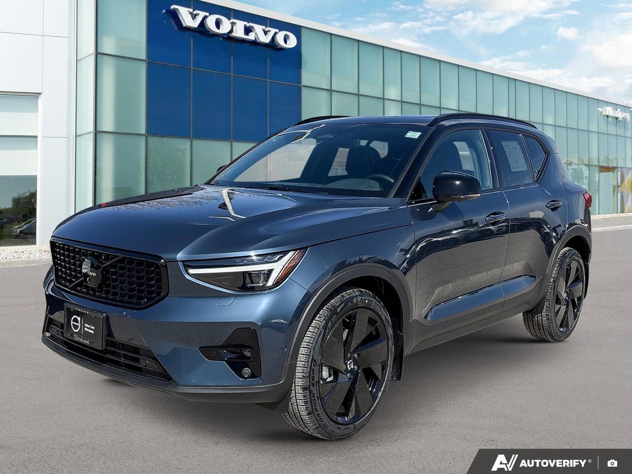 2026 Volvo XC40 Ultra Black Edition-0