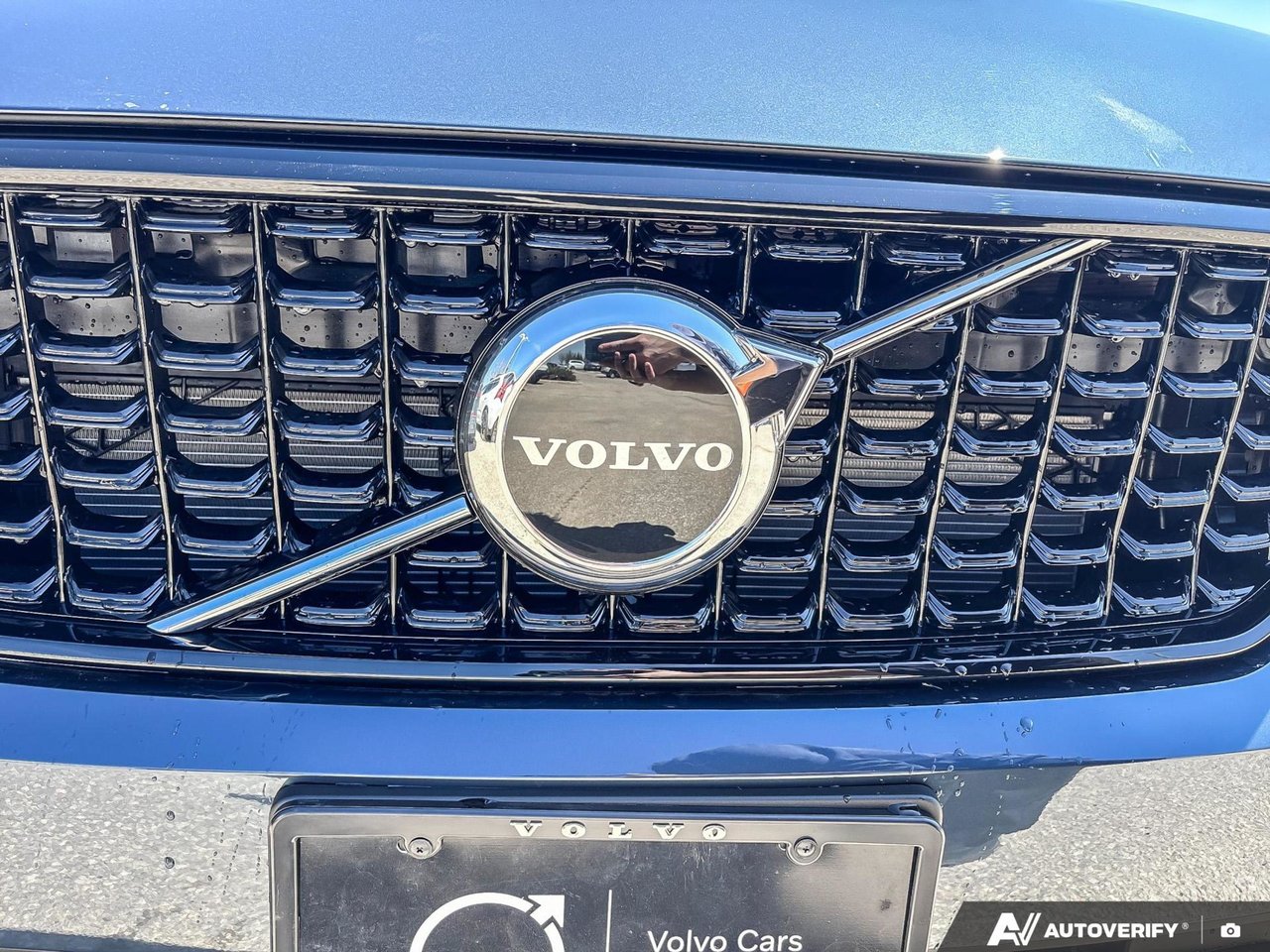 2026 Volvo XC40 Core Dark Theme-5