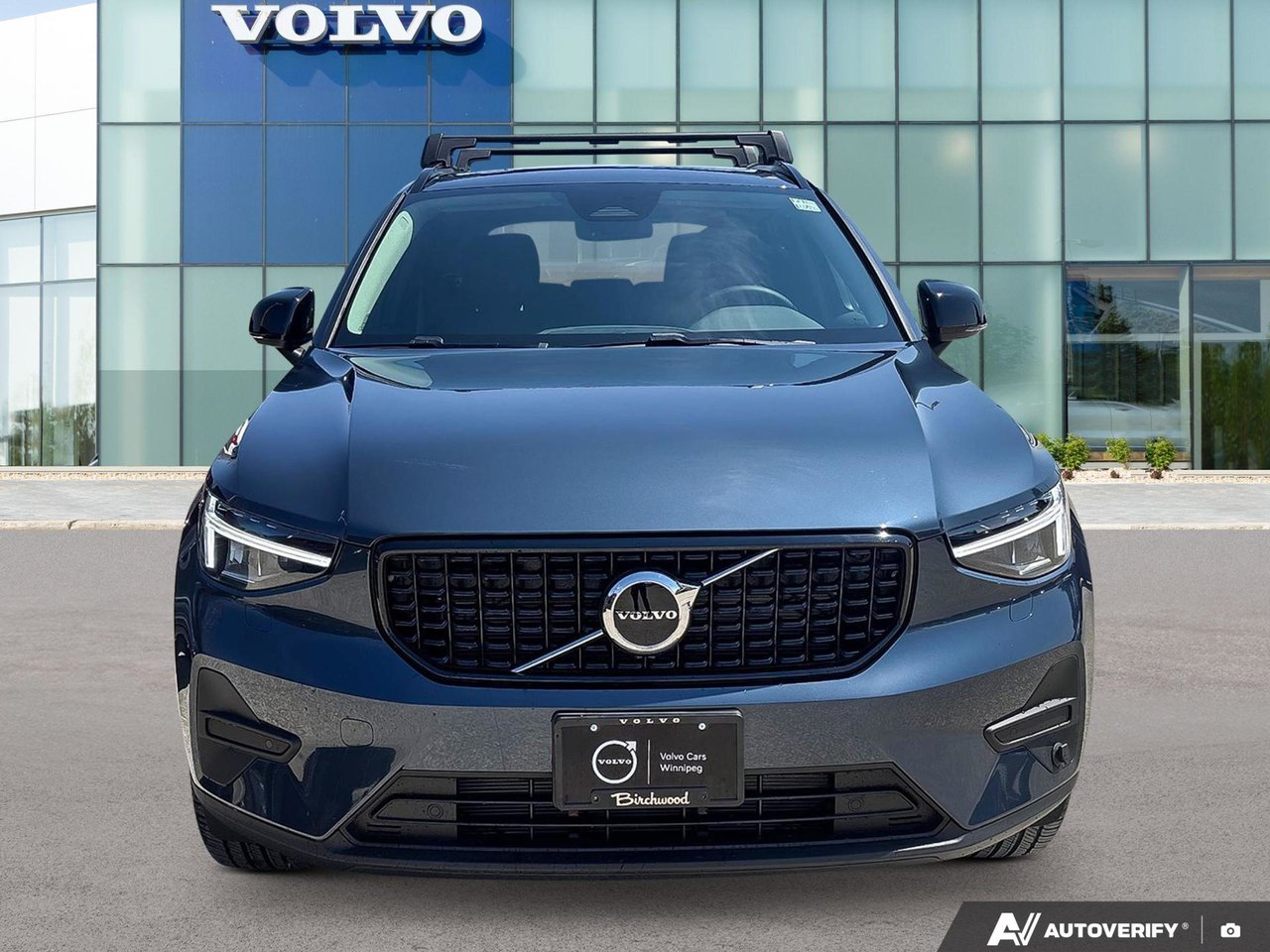 2026 Volvo XC40 Core Dark Theme-4