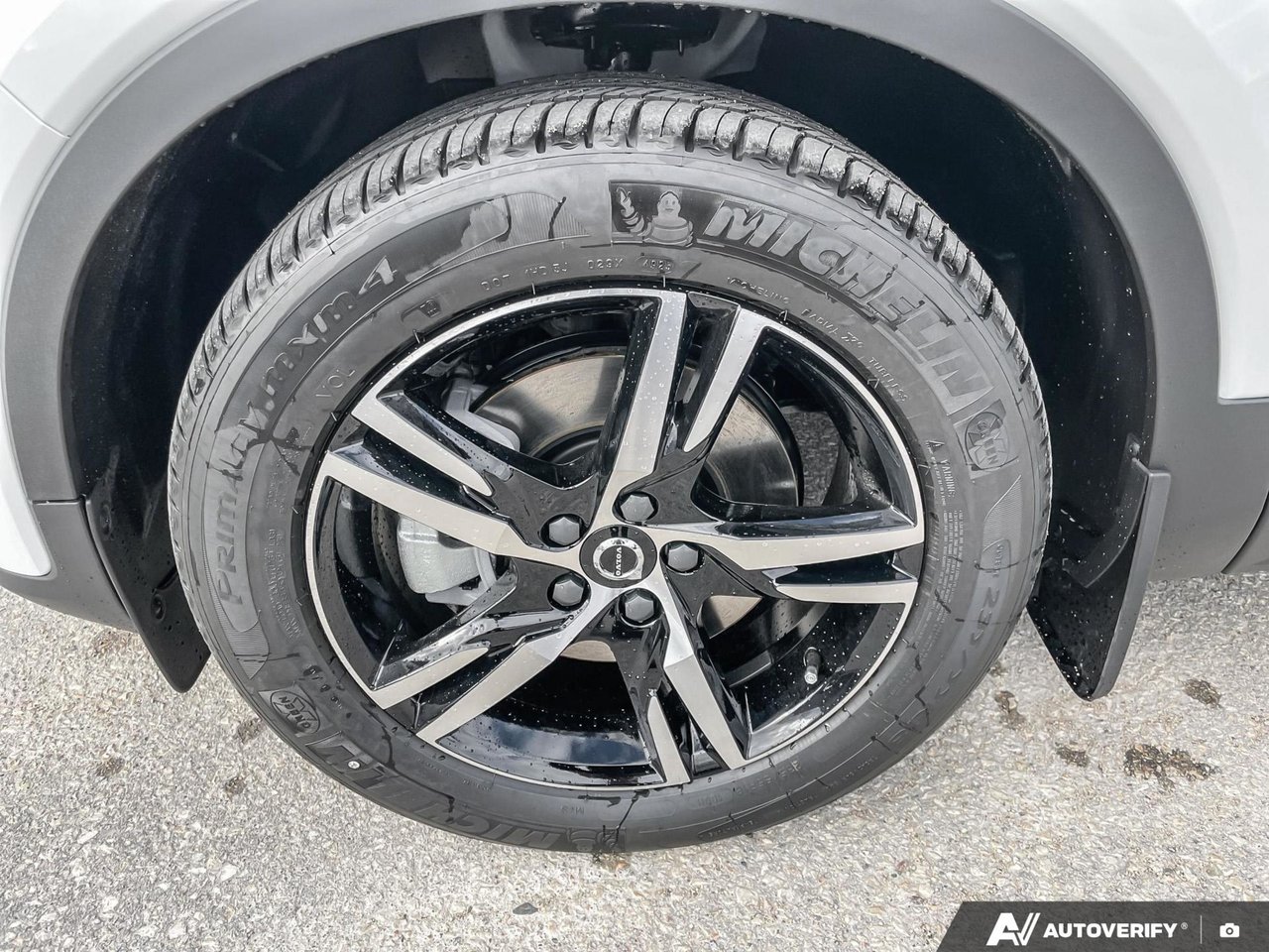 2026 Volvo XC40 Core Dark Theme-8
