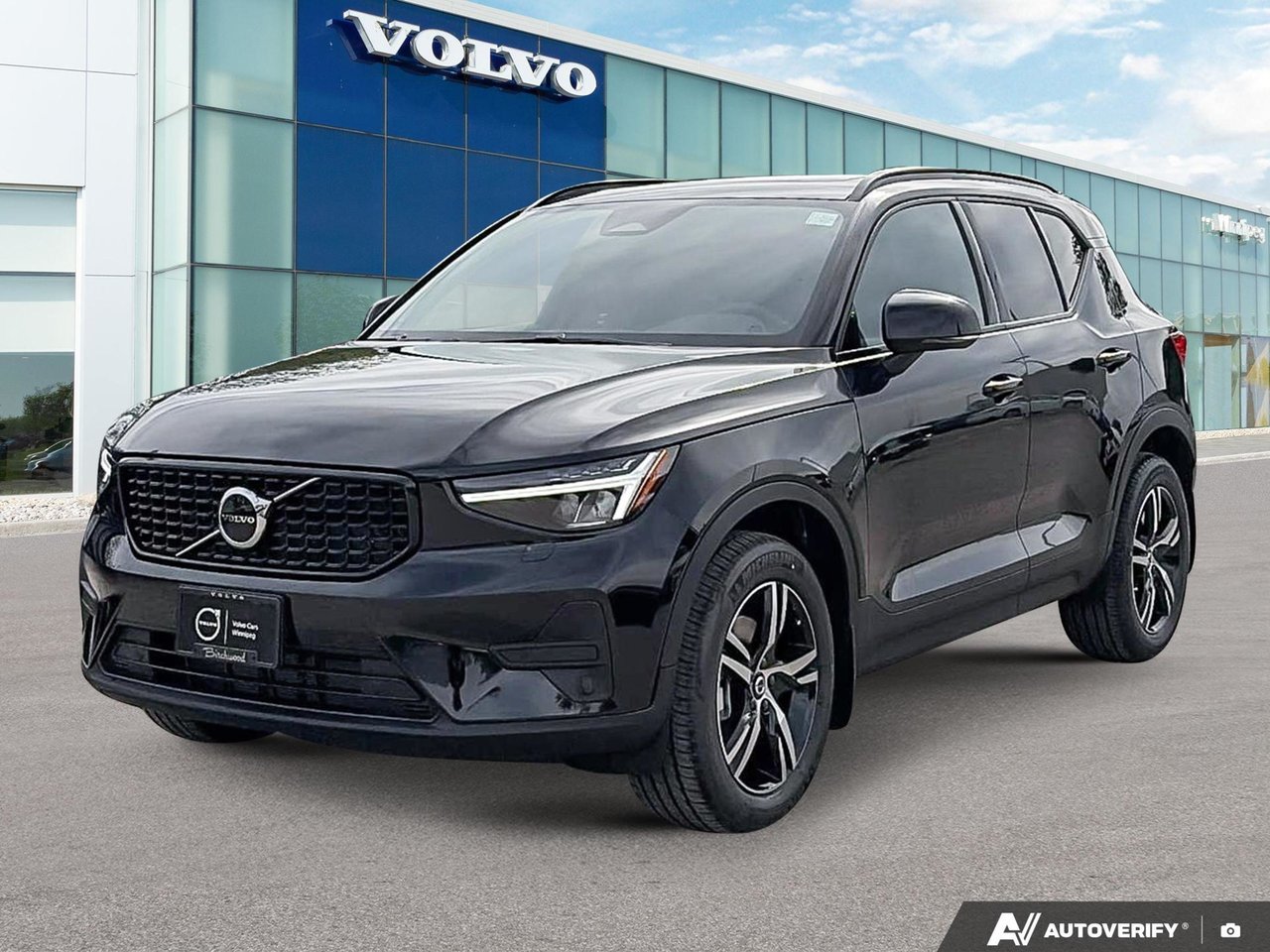 2026 Volvo XC40 Core Dark Theme-0