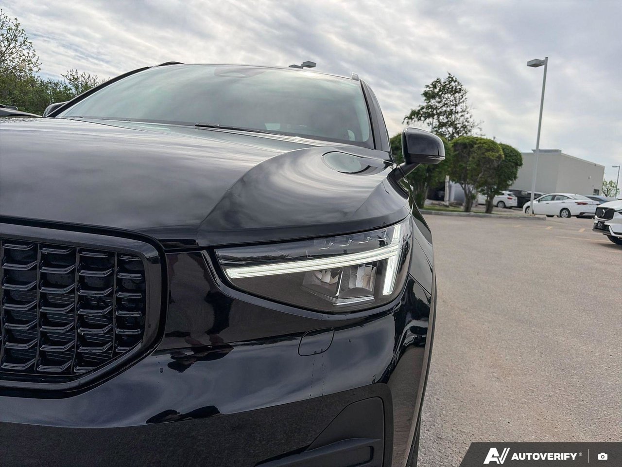 2026 Volvo XC40 Core Dark Theme-11