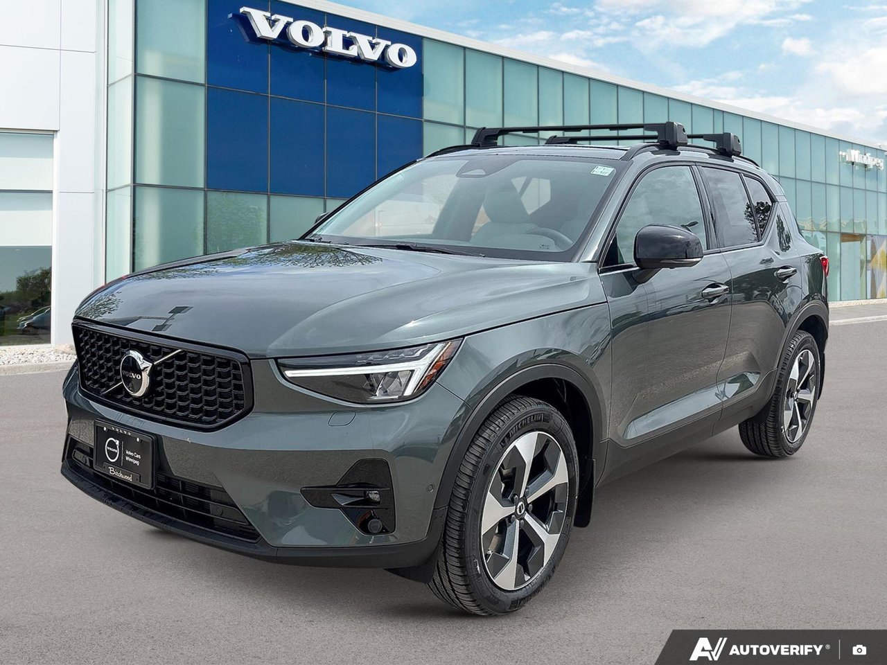 2026 Volvo XC40 Plus Dark Theme-0