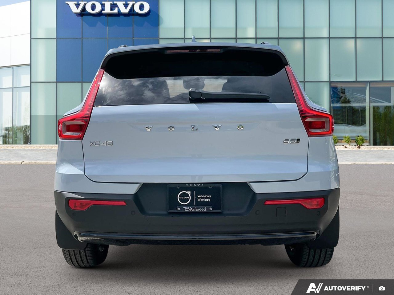 2026 Volvo XC40 Core Dark Theme-4