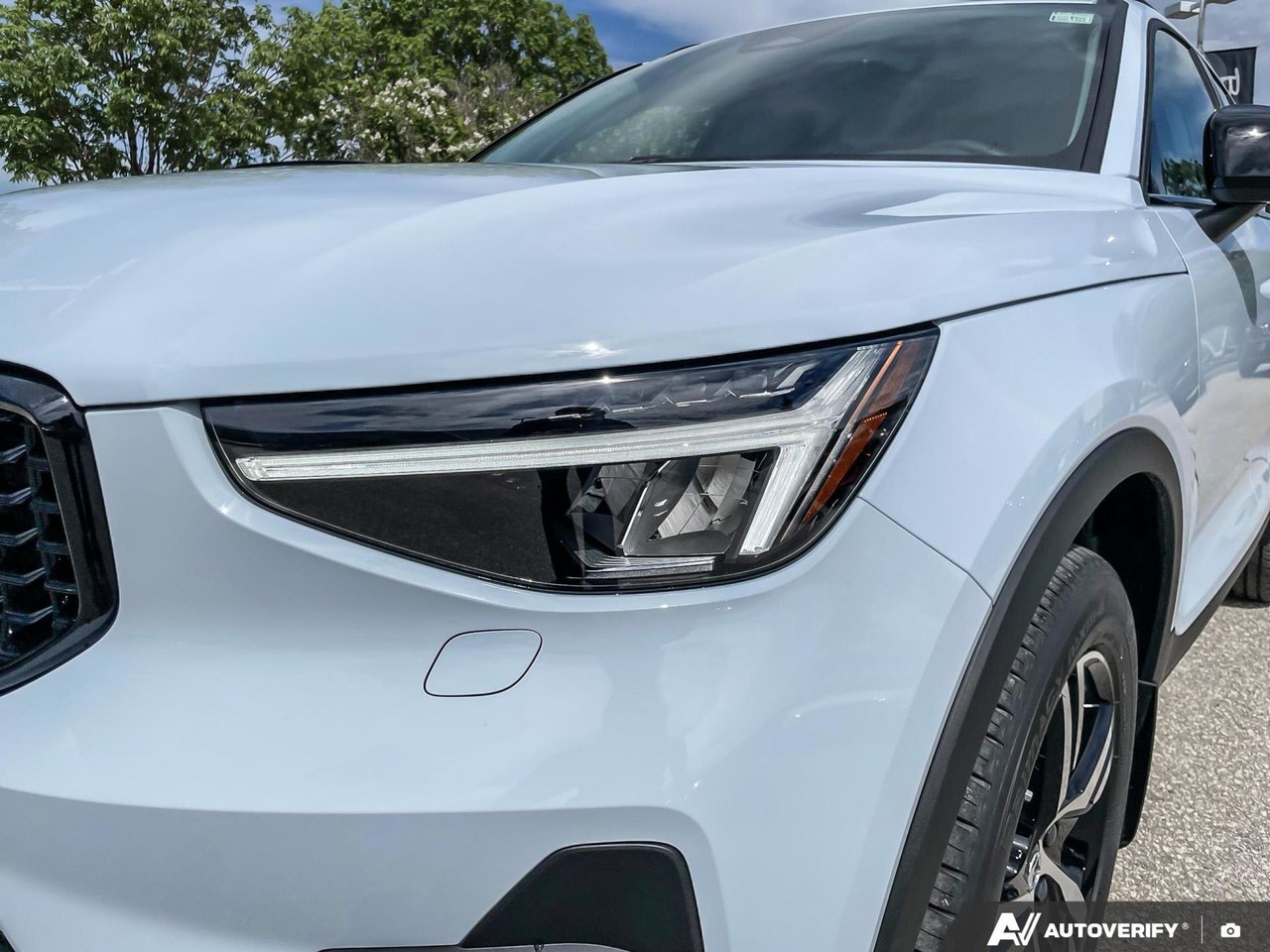 2026 Volvo XC40 Core Dark Theme-11