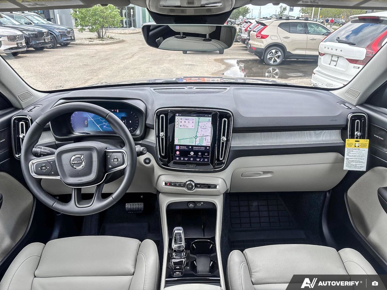 2026 Volvo XC40 Ultra Dark Theme-24