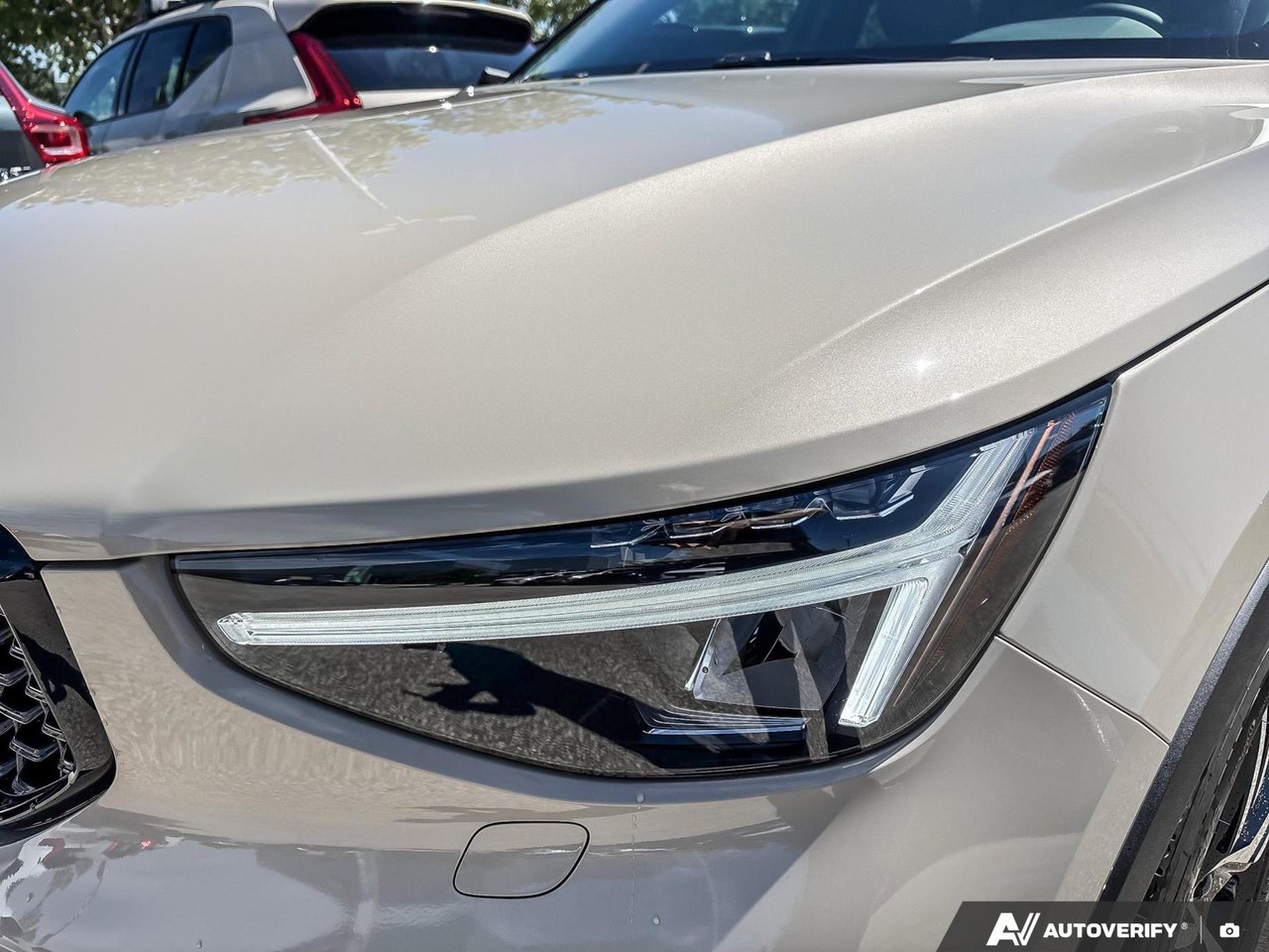 2026 Volvo XC40 Core Dark Theme-10