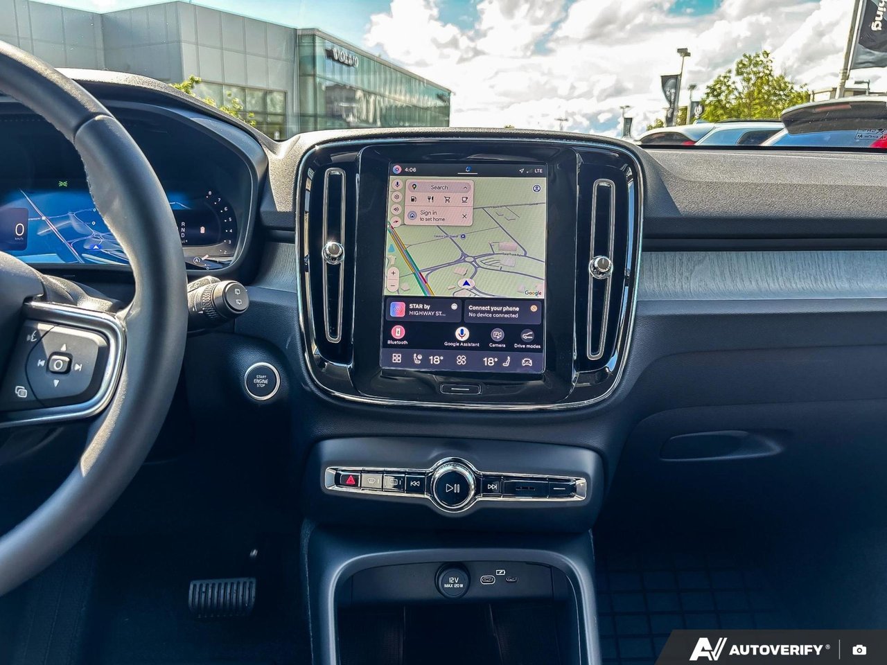 2026 Volvo XC40 Core Dark Theme-19