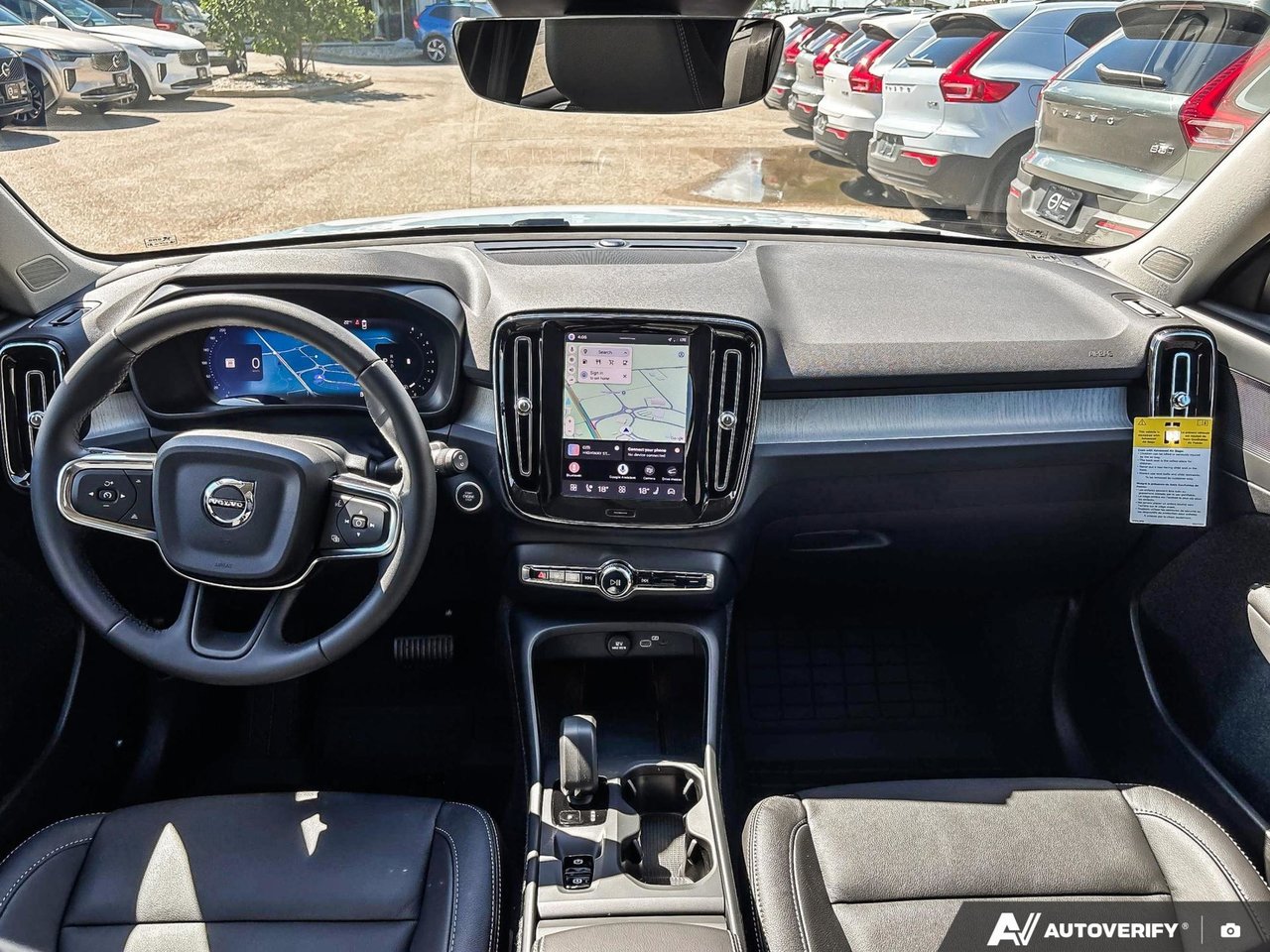 2026 Volvo XC40 Core Dark Theme-24