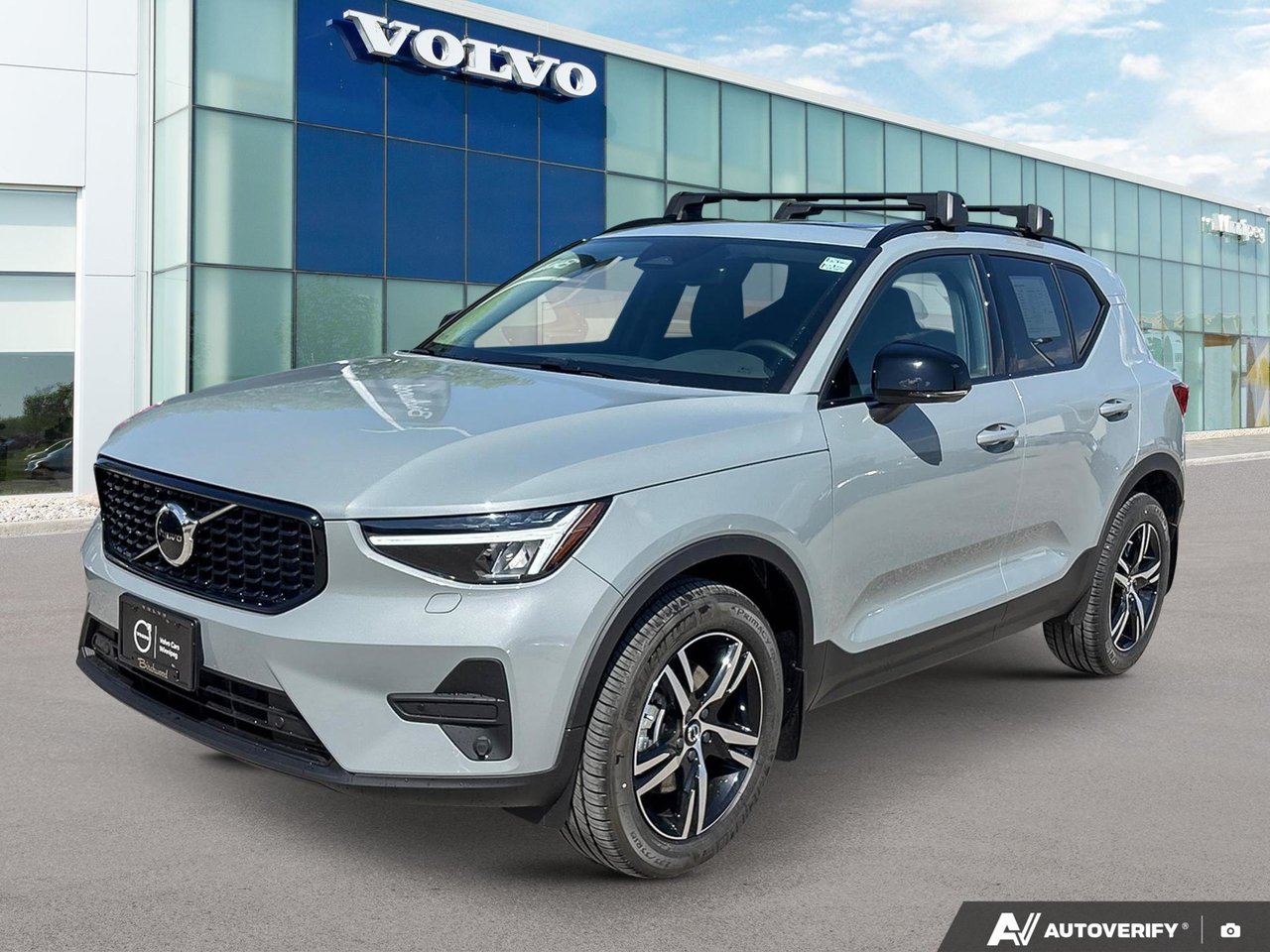 2026 Volvo XC40 Core Dark Theme-0