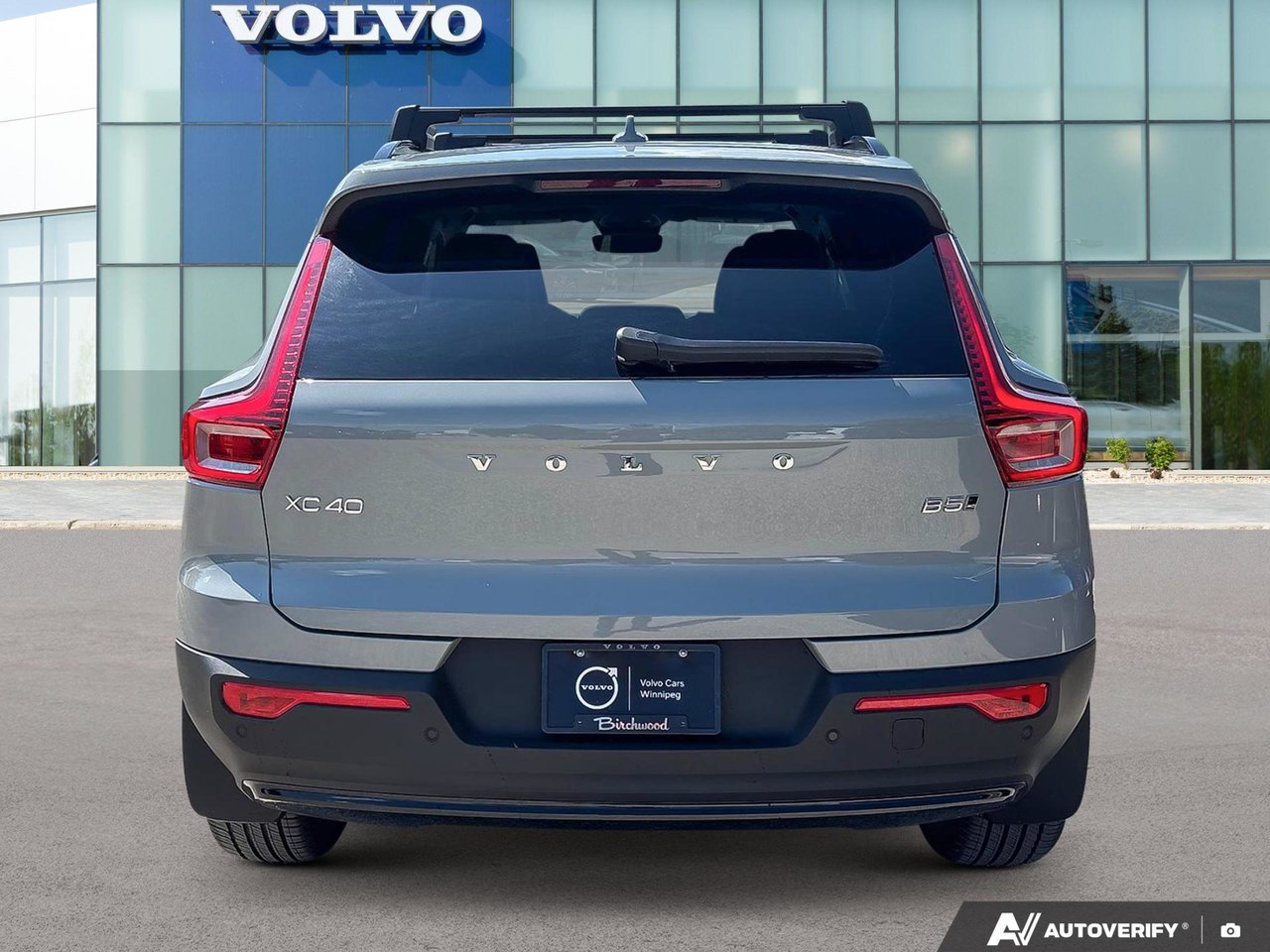 2026 Volvo XC40 Core Dark Theme-4