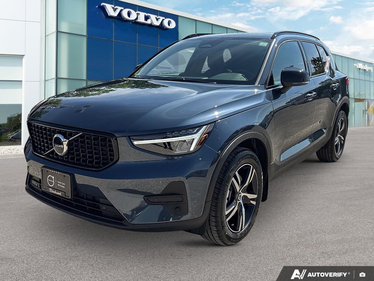 2026 Volvo XC40 Core Dark Theme-0