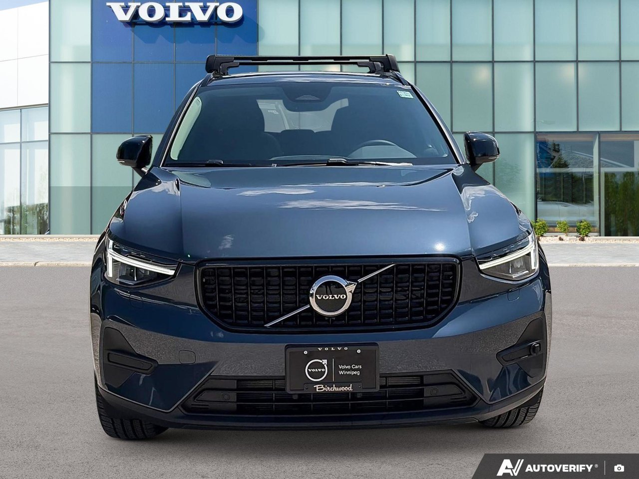 2026 Volvo XC40 Core Dark Theme-5
