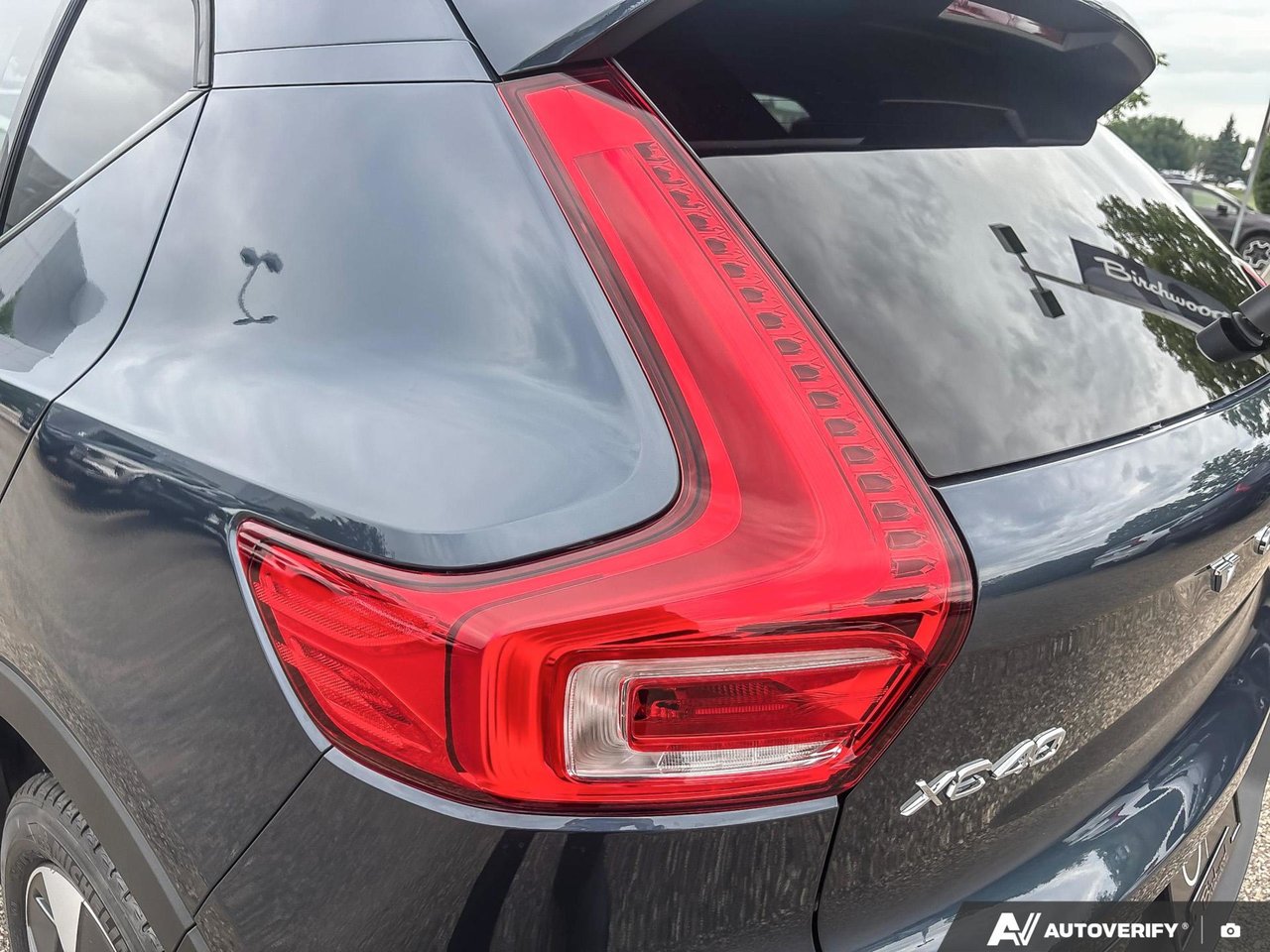 2026 Volvo XC40 Plus Dark Theme-11