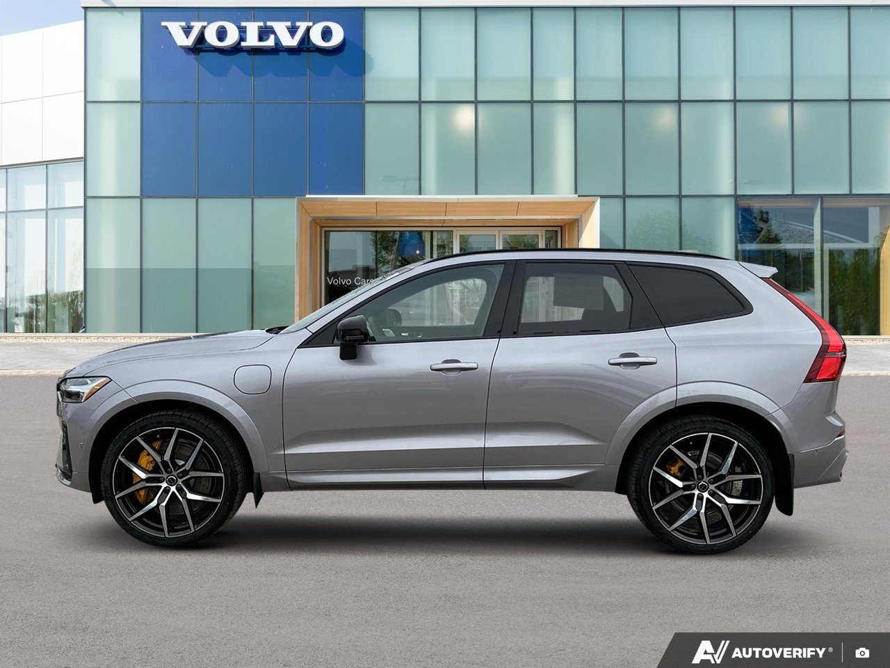 2026 Volvo XC60 Plug-In Hybrid Polestar Engineered-2