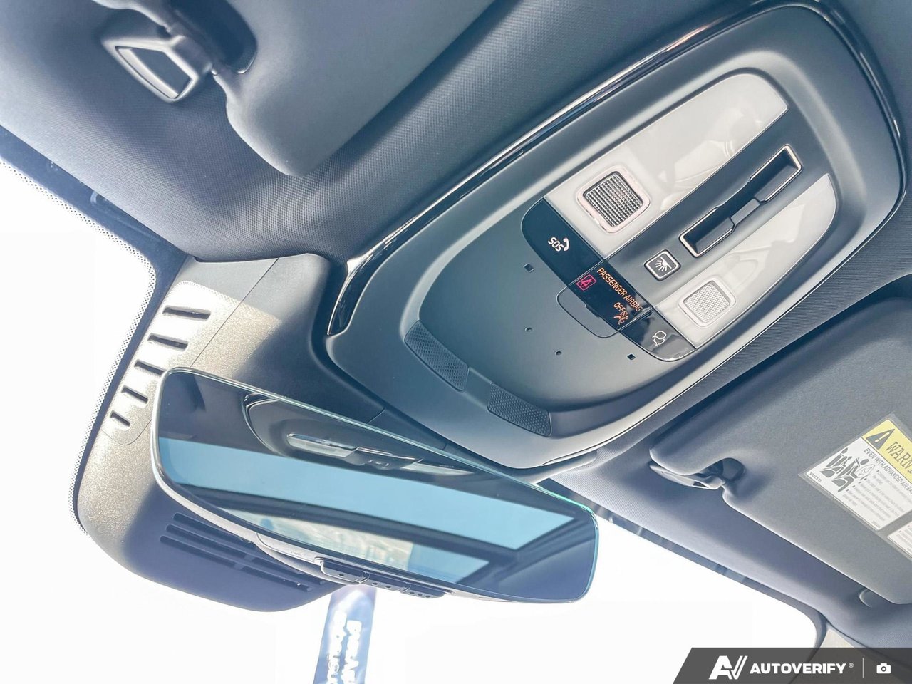 2026 Volvo XC60 Plug-In Hybrid Ultra Black Edition-21