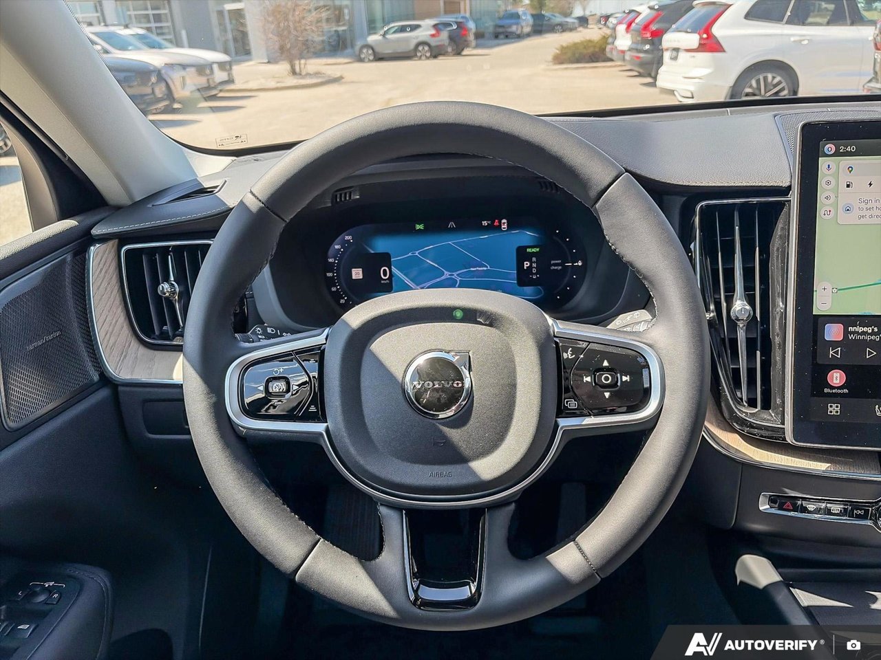2026 Volvo XC60 Plug-In Hybrid Ultra Dark Theme-14