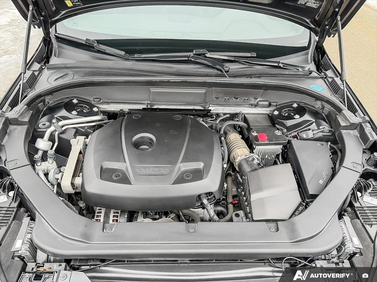 2020 Volvo XC60 Momentum-6