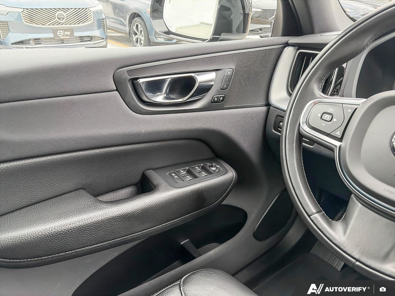 2020 Volvo XC60 Momentum-16