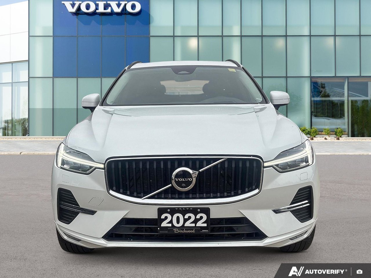 2022 Volvo XC60 Momentum-5