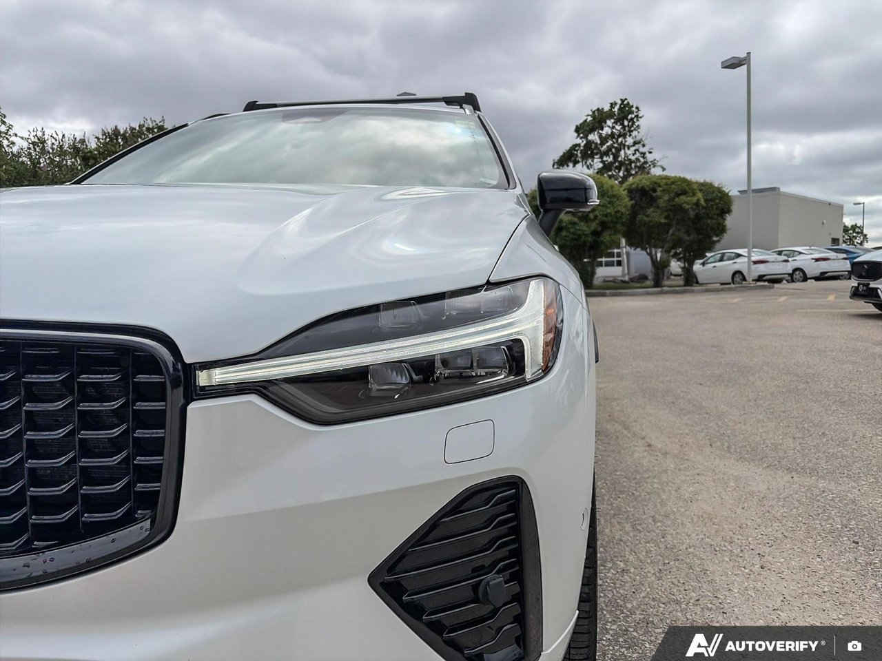 2022 Volvo XC60 R-Design-11