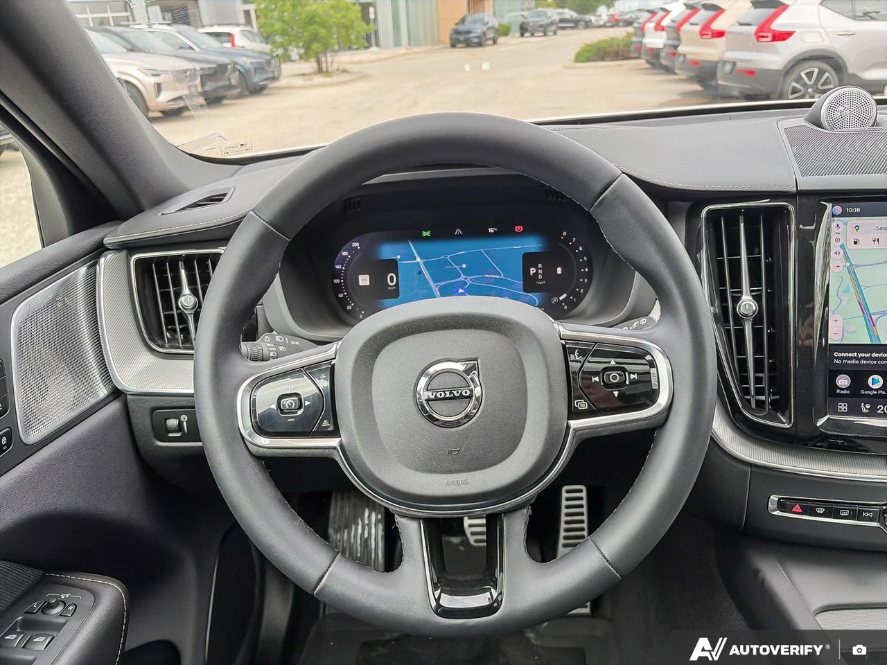 2022 Volvo XC60 R-Design-14