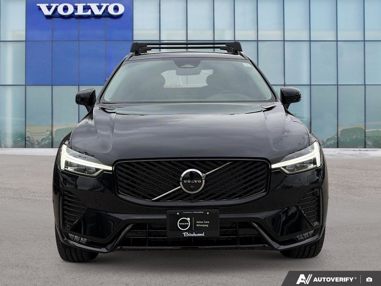 2026 Volvo XC60 Plus Dark Theme-5