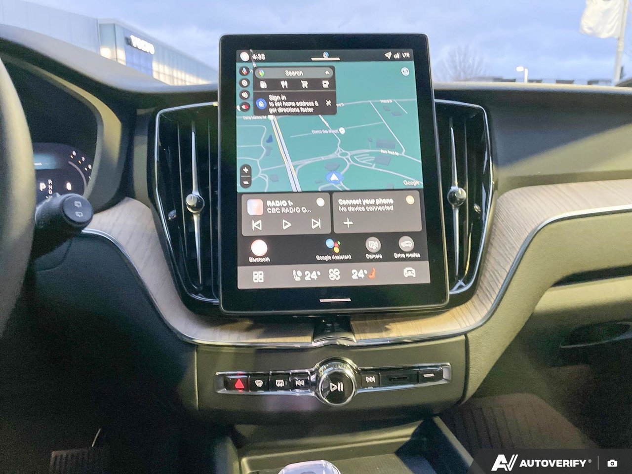 2026 Volvo XC60 Plus Dark Theme-19