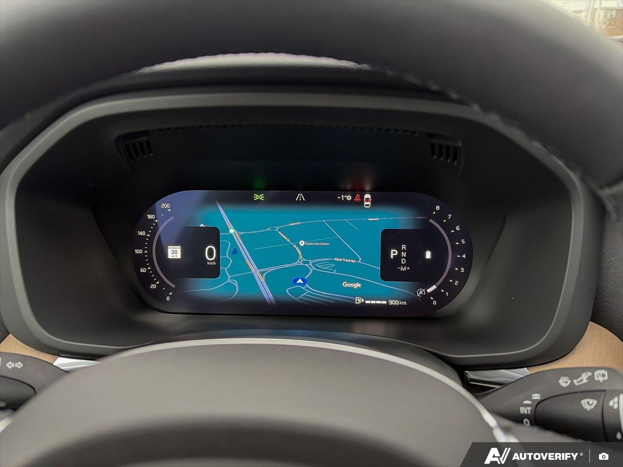 2026 Volvo XC60 Plus Dark Theme-15