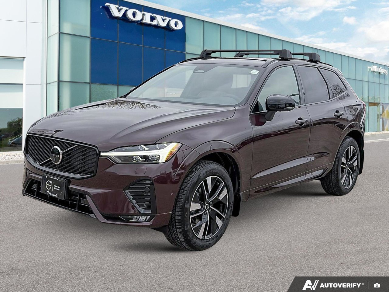 2026 Volvo XC60 Plus Dark Theme-0