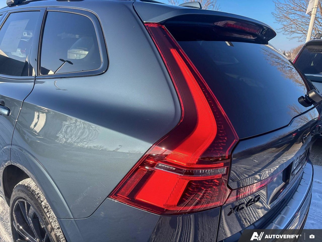 2026 Volvo XC60 Ultra Black Edition-12