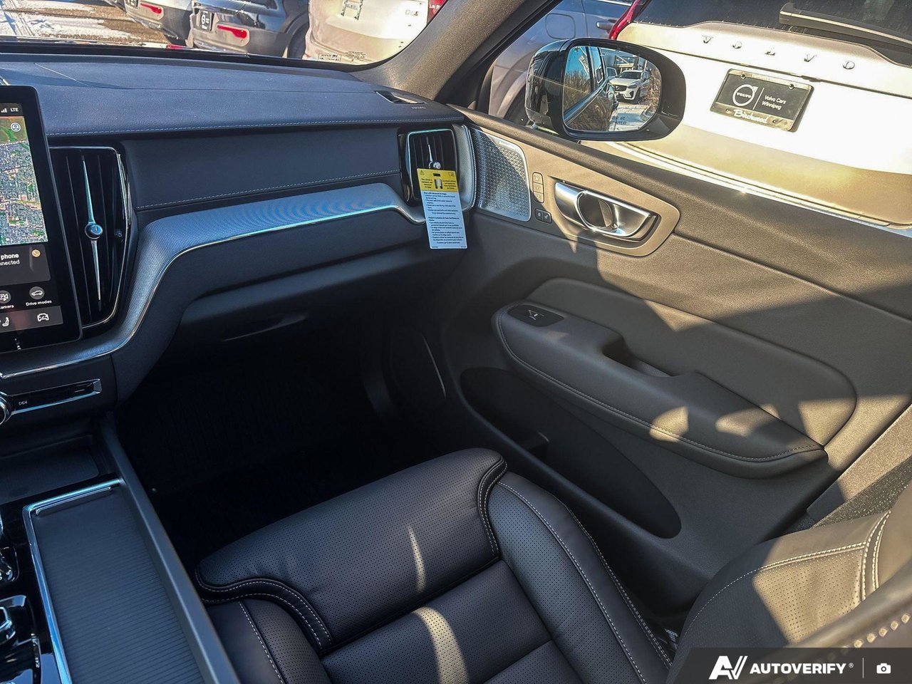 2026 Volvo XC60 Ultra Black Edition-25