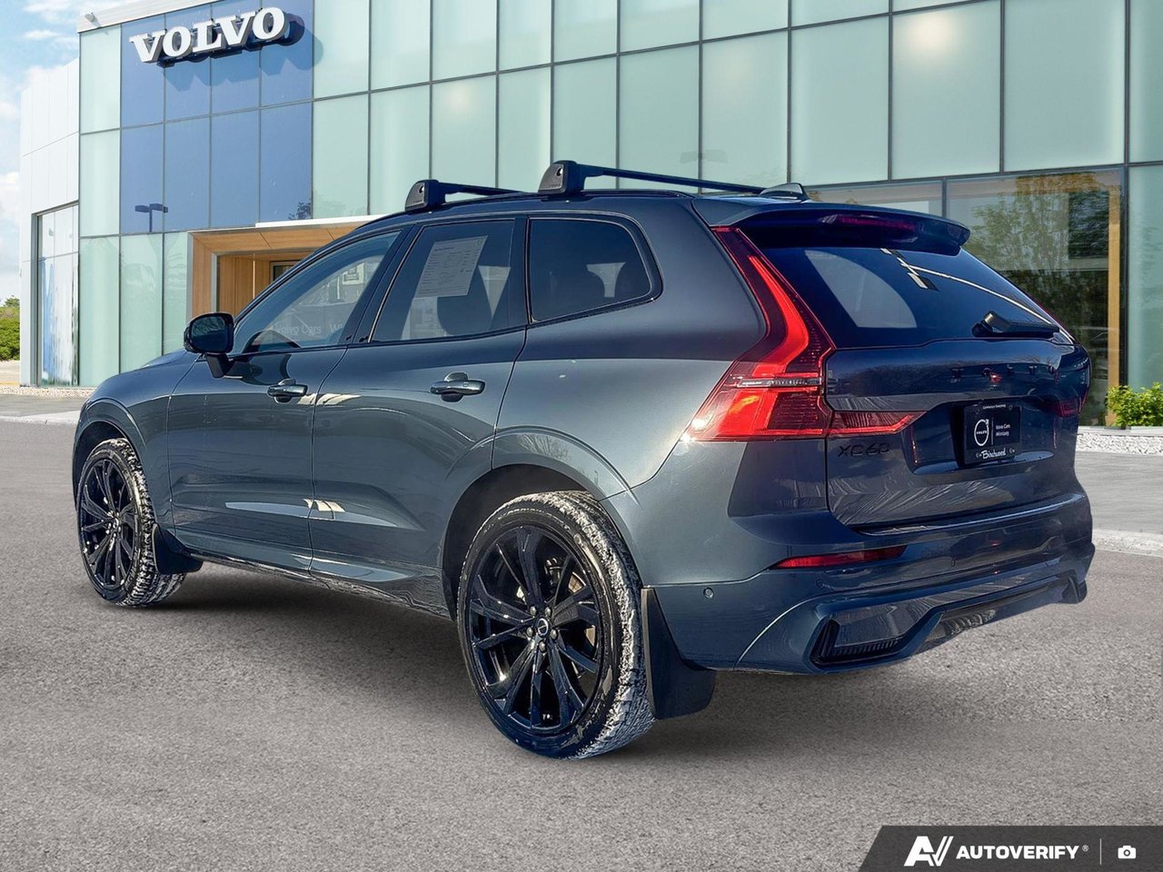 2026 Volvo XC60 Ultra Black Edition-3