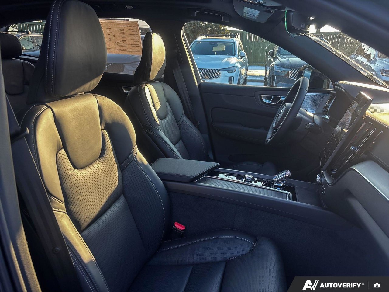 2026 Volvo XC60 Ultra Black Edition-22