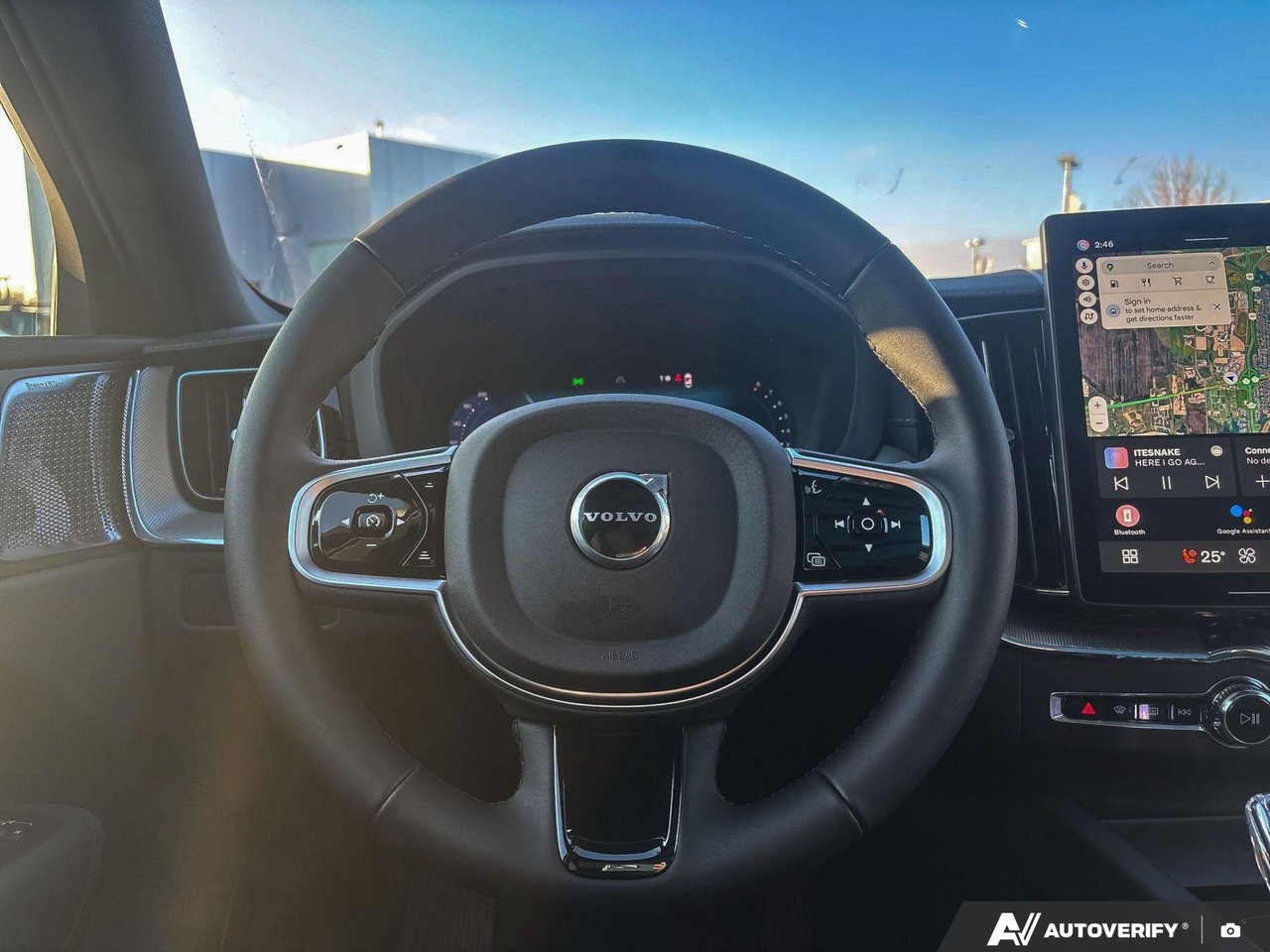 2026 Volvo XC60 Ultra Black Edition-14
