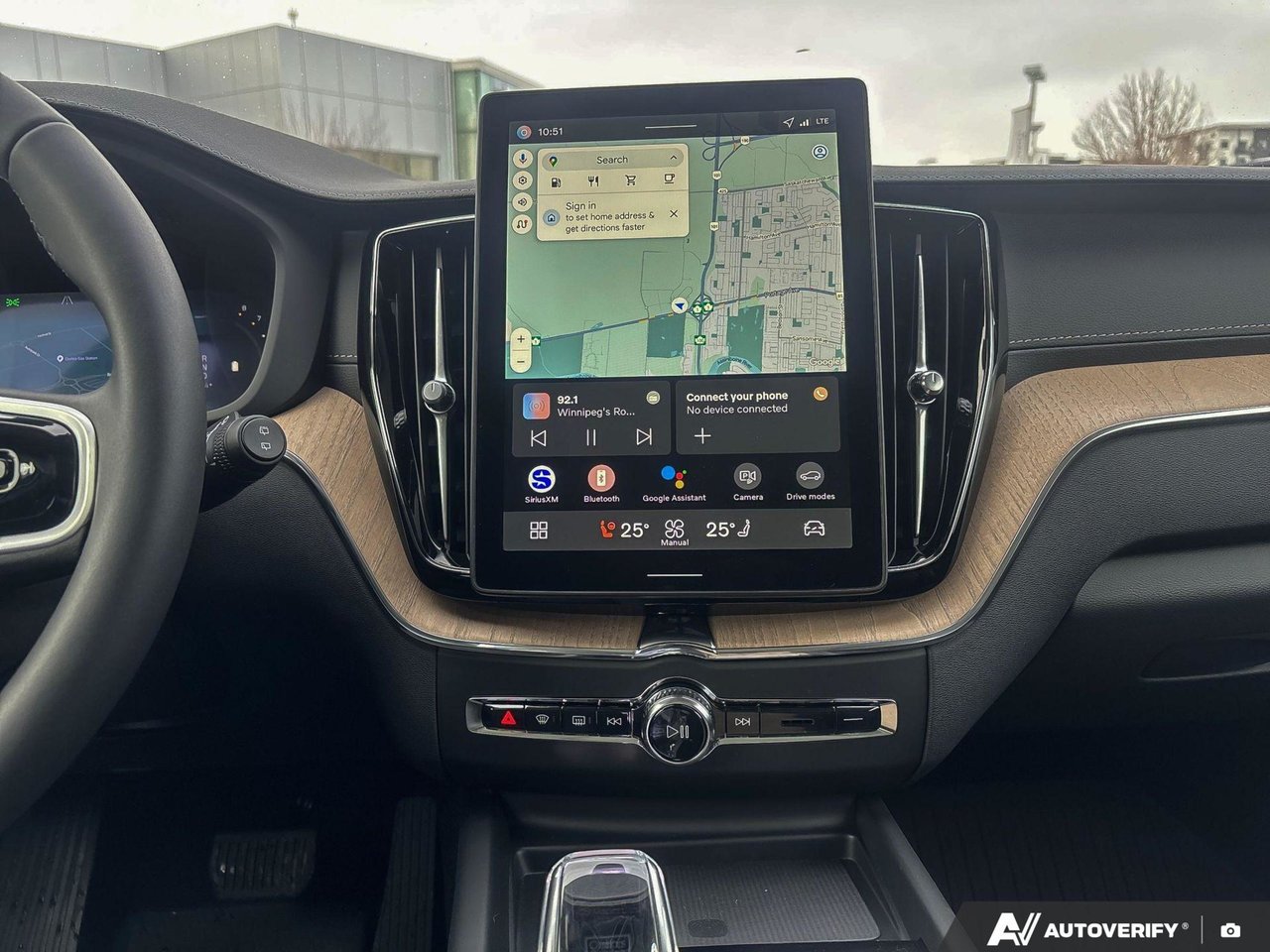 2026 Volvo XC60 Ultra Dark Theme-19