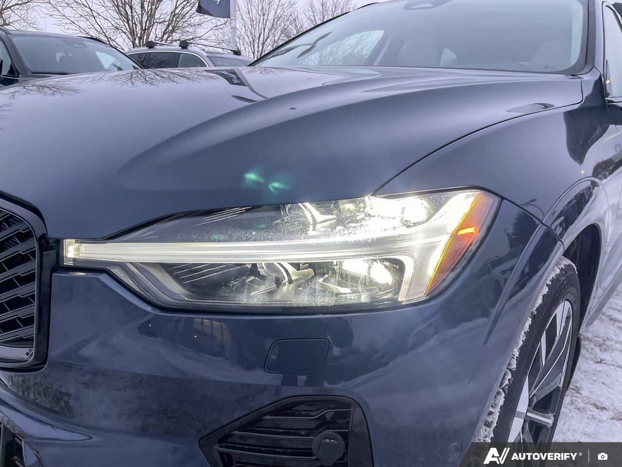 2026 Volvo XC60 Ultra Dark Theme-11