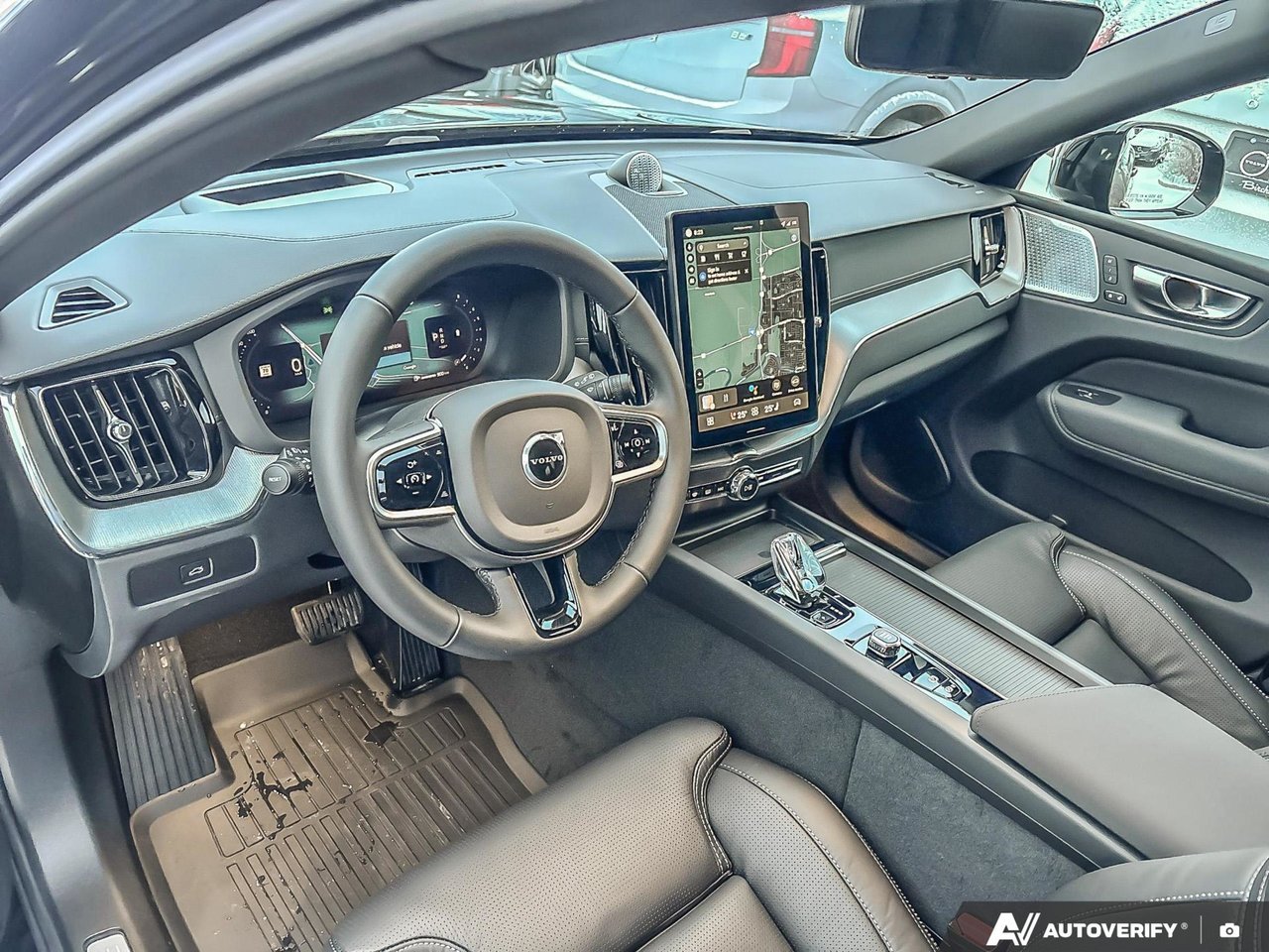 2026 Volvo XC60 Ultra Black Edition-13