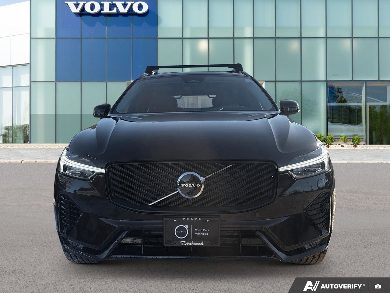 2026 Volvo XC60 Plus Dark Theme-5