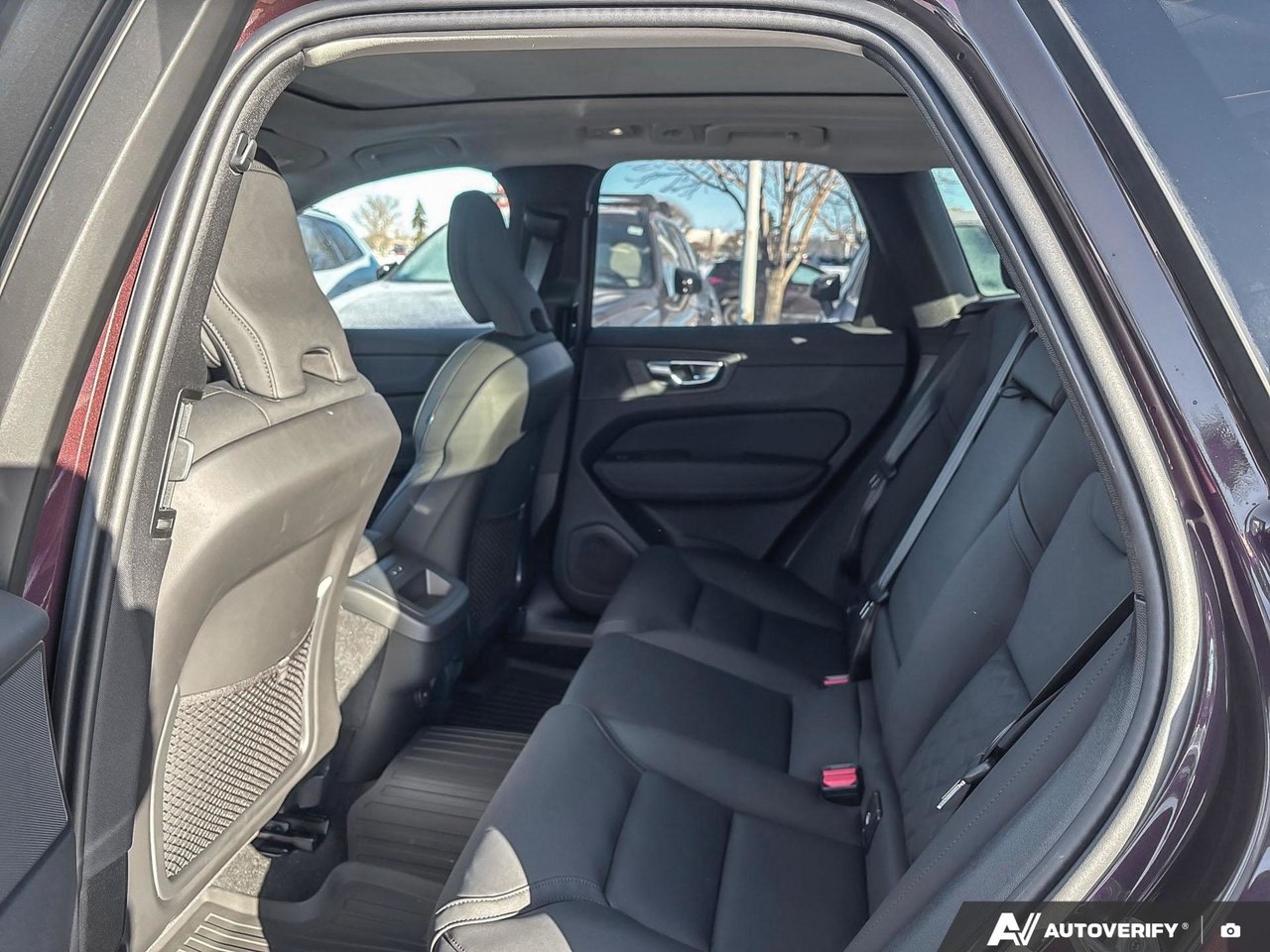 2026 Volvo XC60 Plus Dark Theme-23