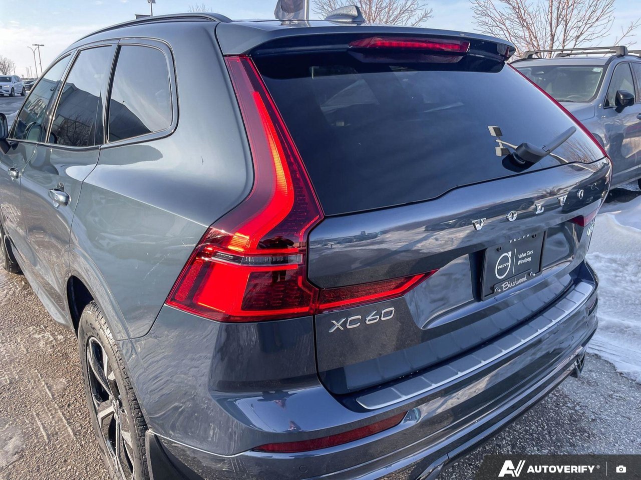 2026 Volvo XC60 Core Dark Theme-12