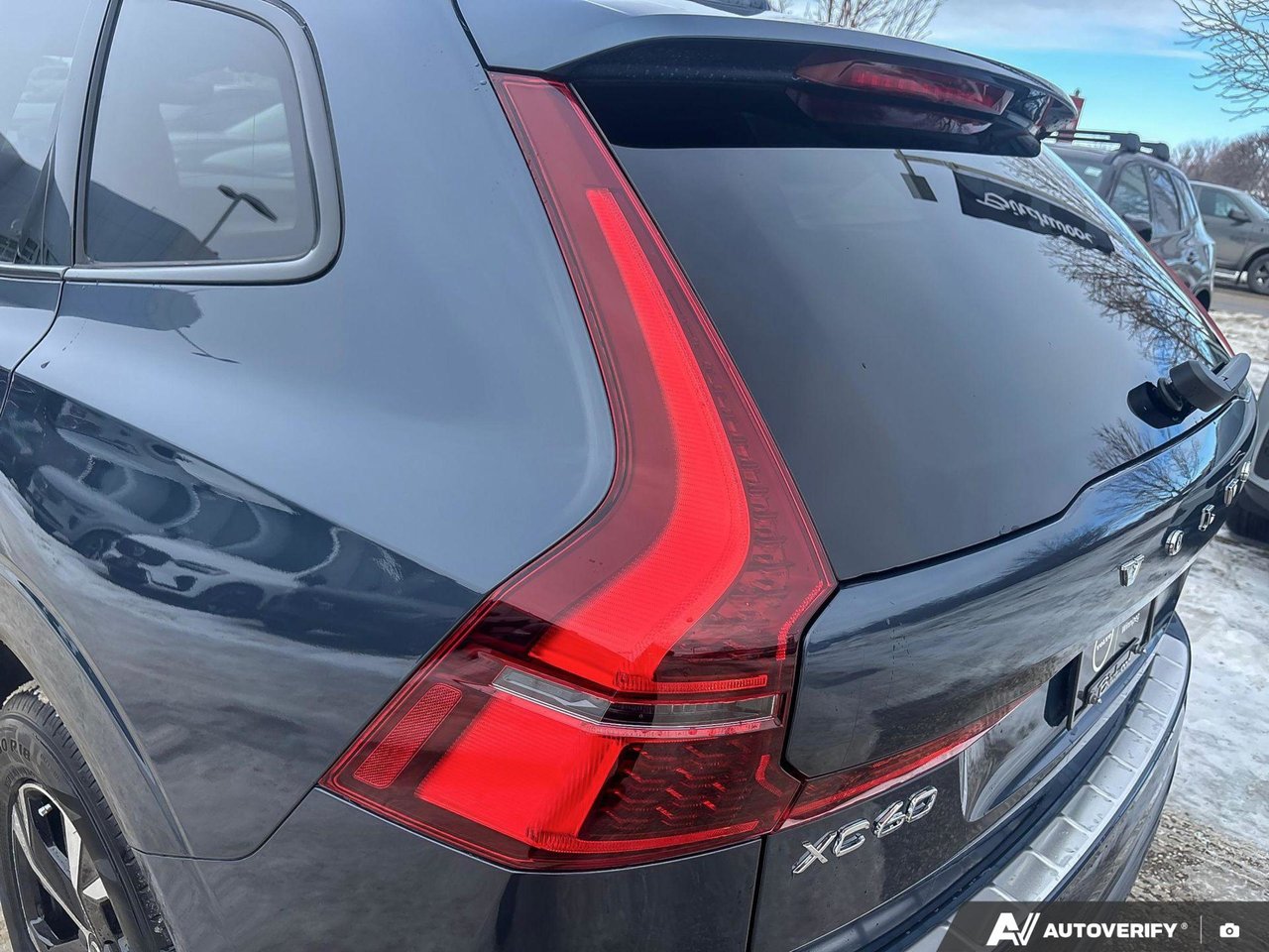 2026 Volvo XC60 Core Dark Theme-12