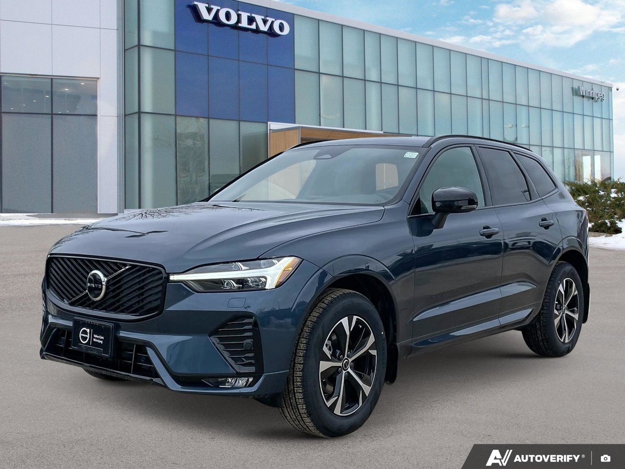 2026 Volvo XC60 Core Dark Theme-0