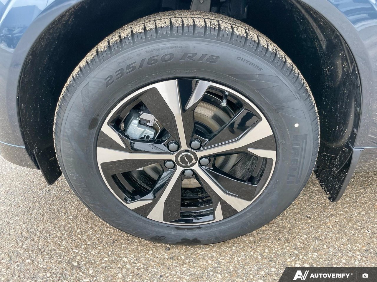 2026 Volvo XC60 Core Dark Theme-9